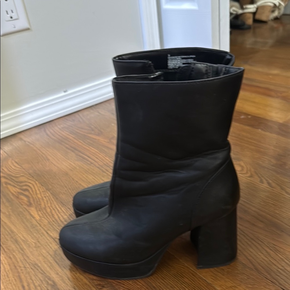 Black Women's Ankle Boots